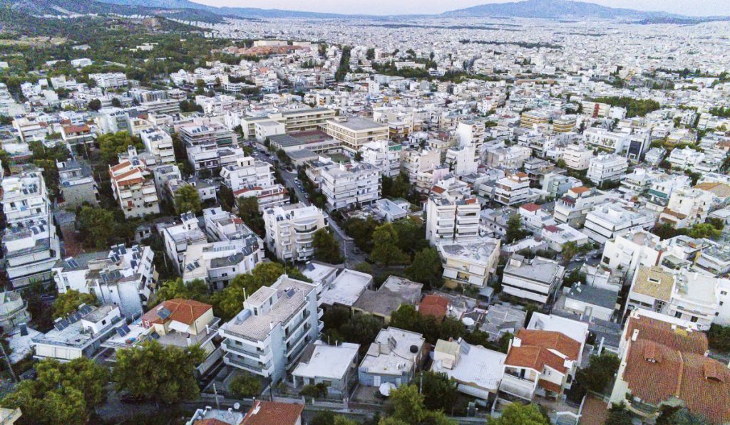 Κτηματαγορά: Οι συμβολαιογράφοι αποφάσισαν να απέχουν για ένα μήνα από τις μεταβιβάσεις ακινήτων