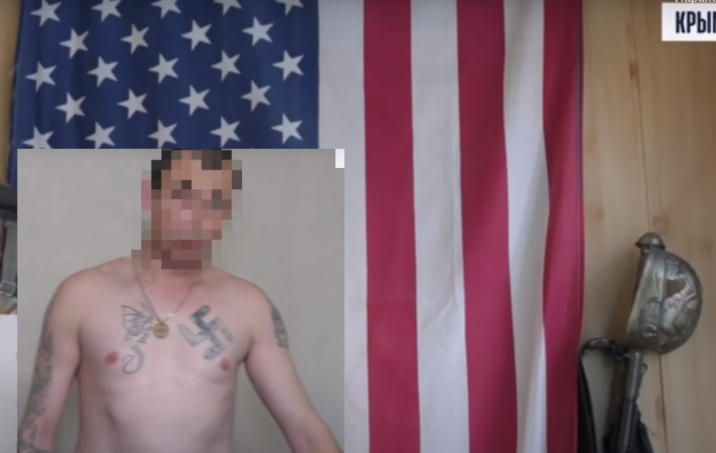 Η ρωσική FSB συνέλαβε ένοπλο Ουκρανό νεοναζί με σβάστικα στο στήθος και αμερικανική σημαία (βίντεο)