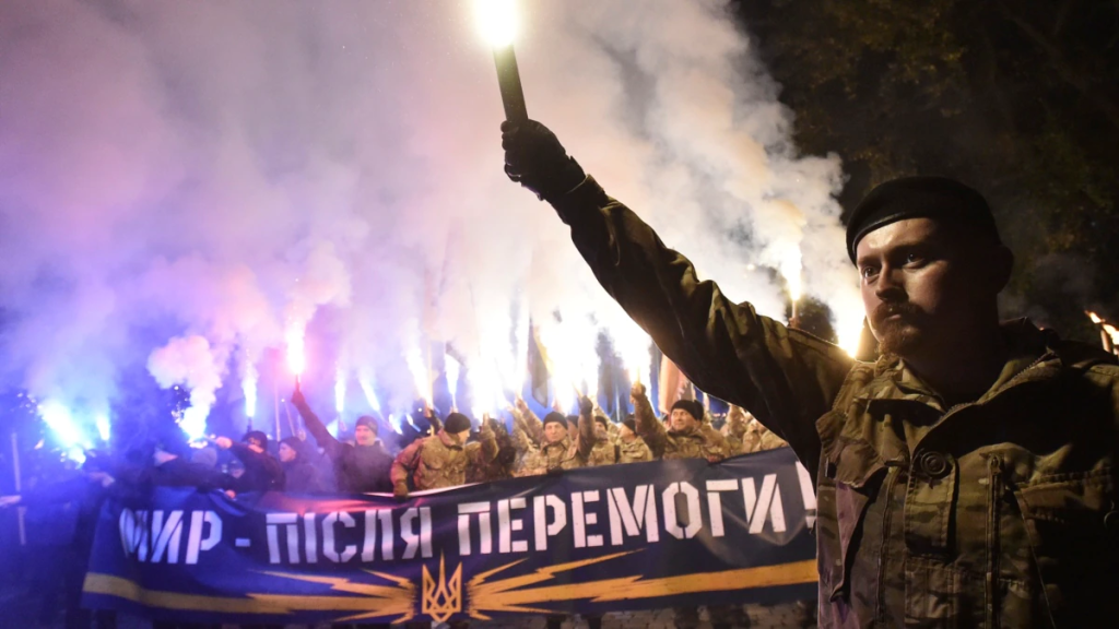 Όταν και για την Δύση το Τάγμα Αζόφ ήταν μονάδα νεοναζί (βίντεο)