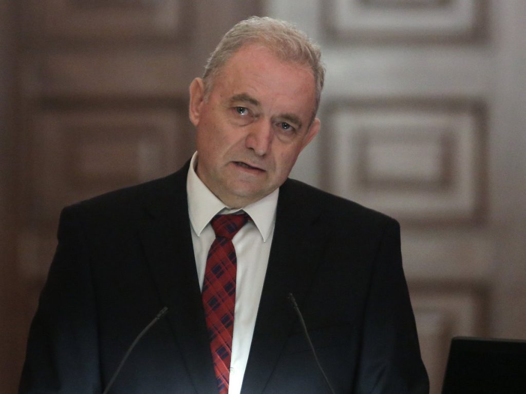 Ε.Λέκκας: «Από πέρσι τον Μάιο έχουν γίνει 2.500 σεισμικές δονήσεις στη Θήβα»