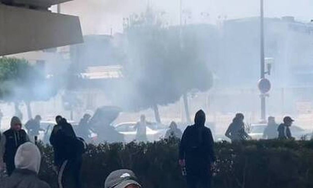 Μαρσέιγ – ΠΑΟΚ: Έξι αστυνομικοί τραυματίστηκαν σε συμπλοκές στους δρόμους της Μασσαλίας (βίντεο)