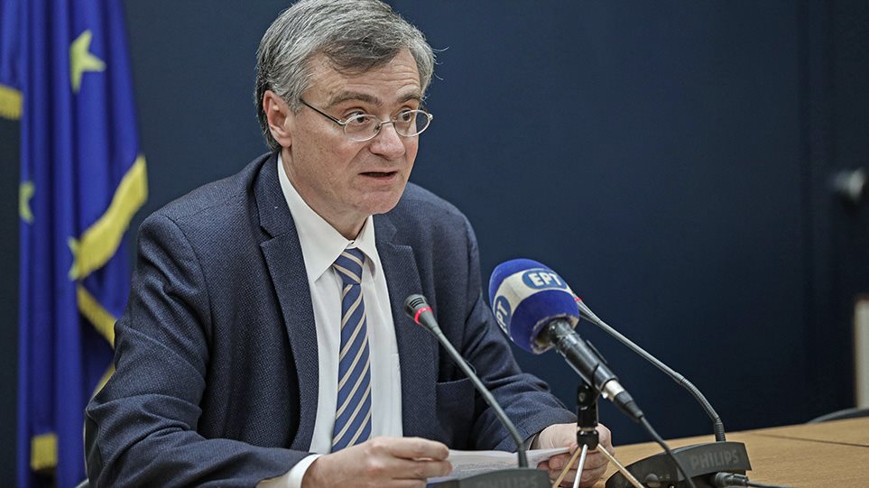 Ο Σ.Τσιόδρας τώρα μιλά για εμβόλια ανά 1-2 χρόνια και φάρμακα για τον κορωνοϊό: «Από Σεπτέμβριο θα επανέλθει»