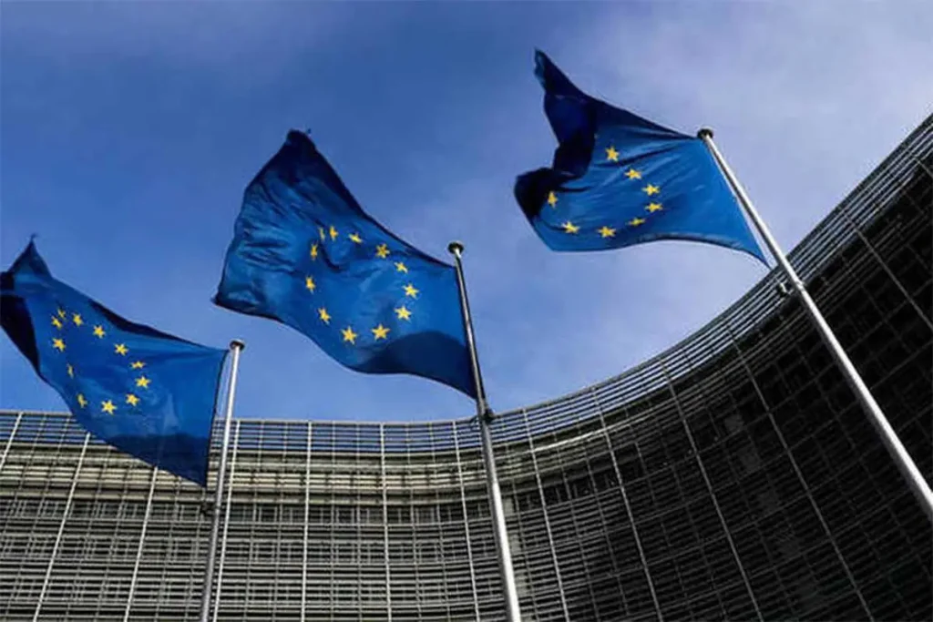 Έκθεση πολιτικών εμπειρογνωμόνων: «Η ΕΕ δεν είναι σε θέση να υποδεχτεί νέα κράτη μέλη»