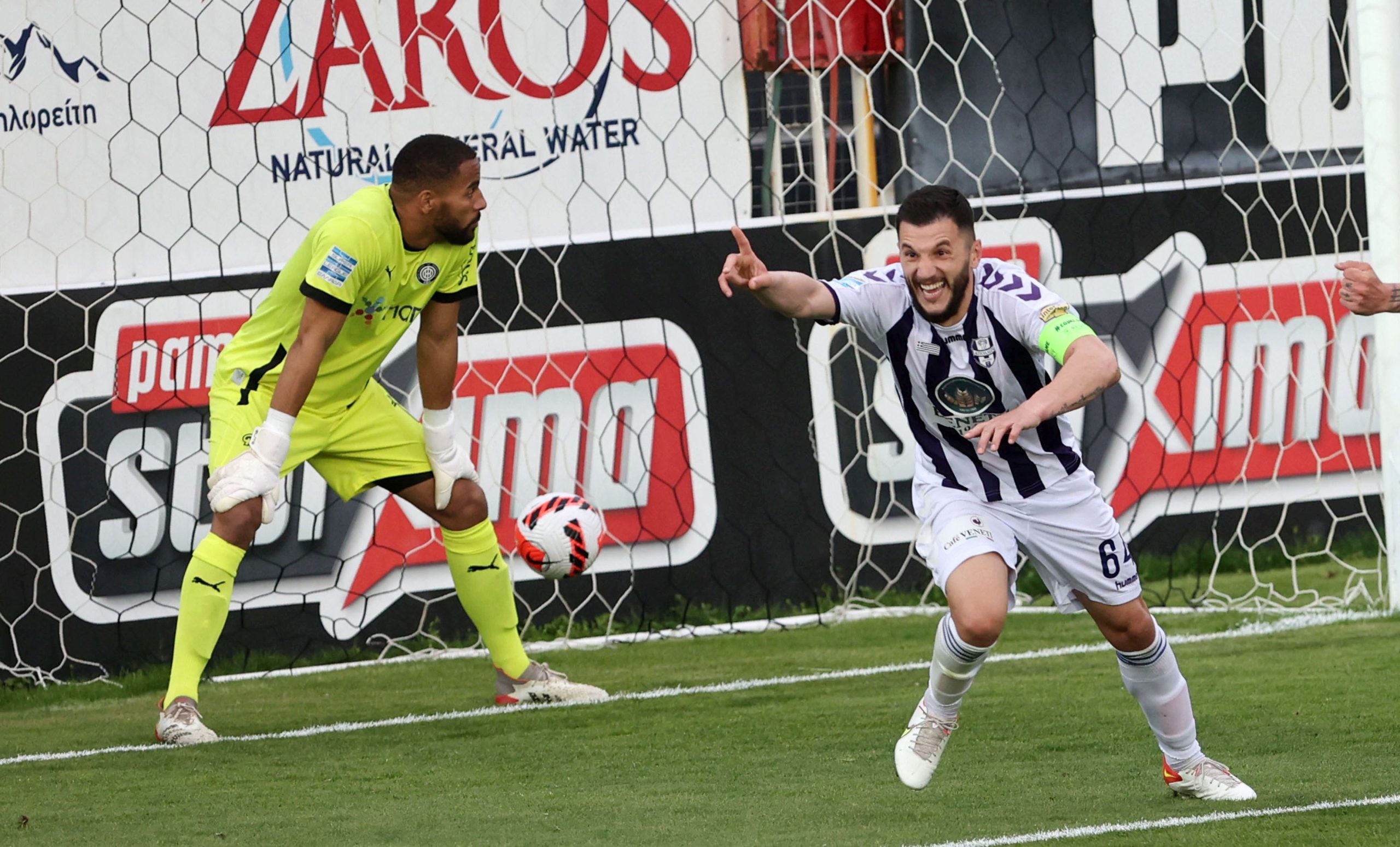 ΟΦΗ – Απόλλων Σμύρνης 1-2: Πέρασε από την Κρήτη και ελπίζει