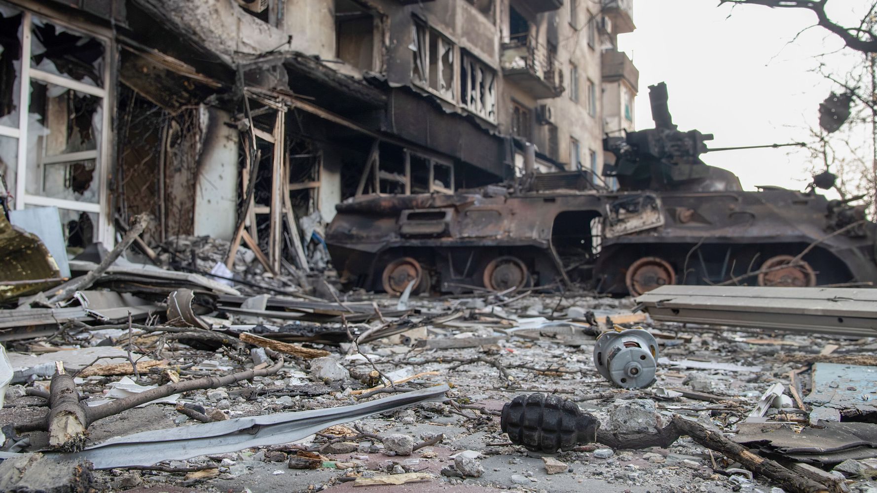 Ουκρανοί αξιωματούχοι υποστηρίζουν ότι κατέστρεψαν αποθήκη πυρομαχικών των Ρώσων στο Λουχάνσκ