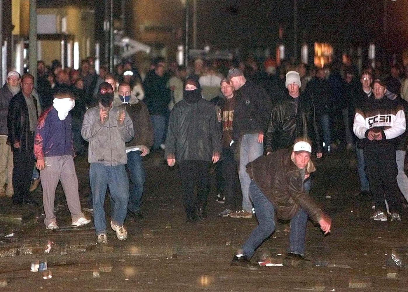 Champions League: Συμπλοκή οπαδών της Μάντσεστερ Σίτι – Τσέλσι στην Μαδρίτη (βίντεο)