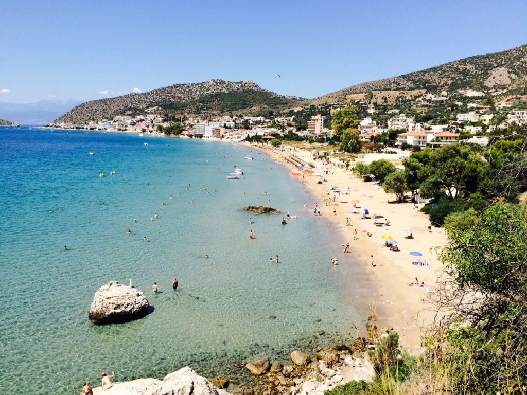 Ετοίμασε βαλίτσες: Η «μαγευτική» παραλία στην Πελοπόννησο που κολυμπάς & νιώθεις ότι βρίσκεσαι στη… Κούβα