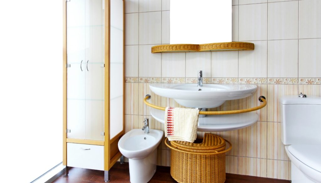 Κάντε το μπάνιο σας να λάμπει με λίγη μαγειρική σόδα και αυτή τη «μαγική» συνταγή