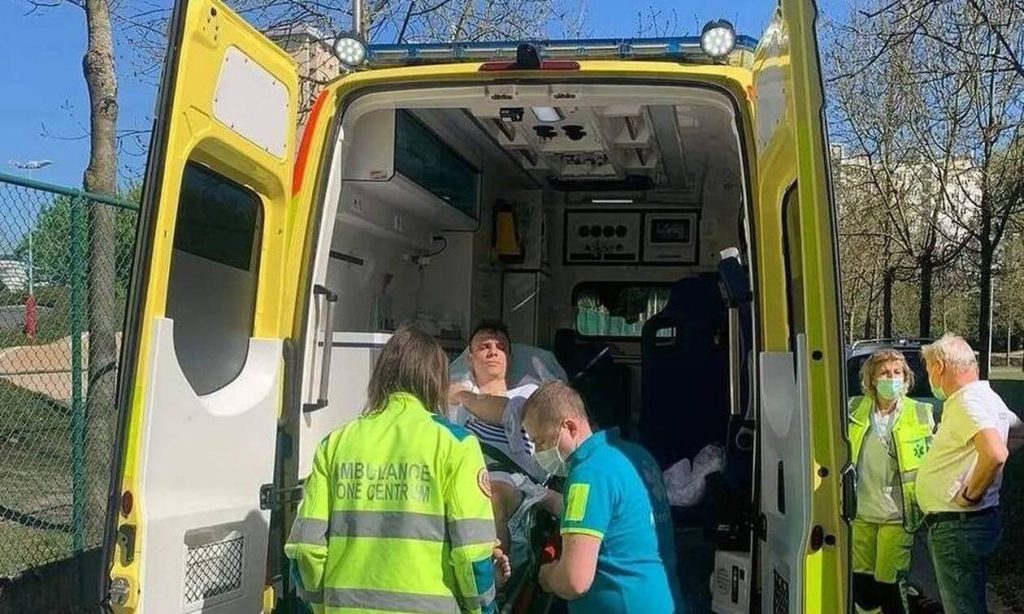 Χ.Βολικάκης: Στο νοσοκομείο ο Έλληνας πρωταθλητής της ποδηλασίας μετά από ατύχημα σε αγώνες στο Βέλγιο (φώτο)