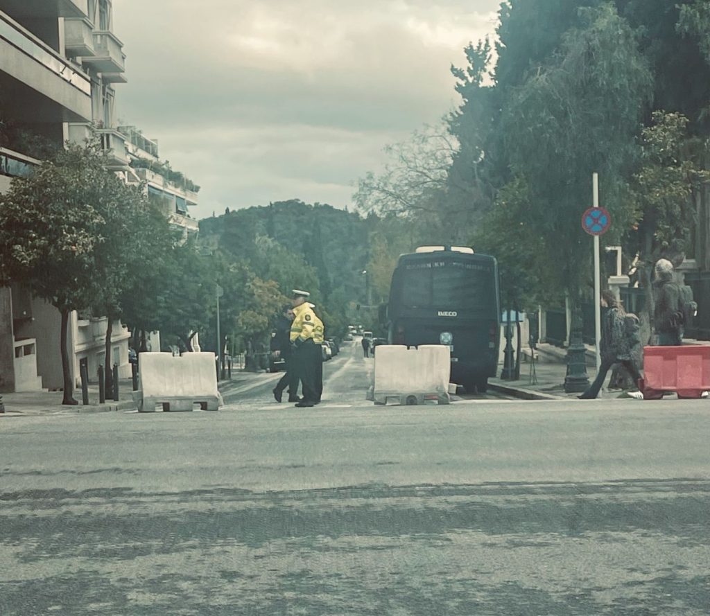 Πάλι κλειστή η Ηρώδου του Αττικού παρά την δέσμευση του Κ.Μητσοτάκη ότι θα είναι ανοιχτή