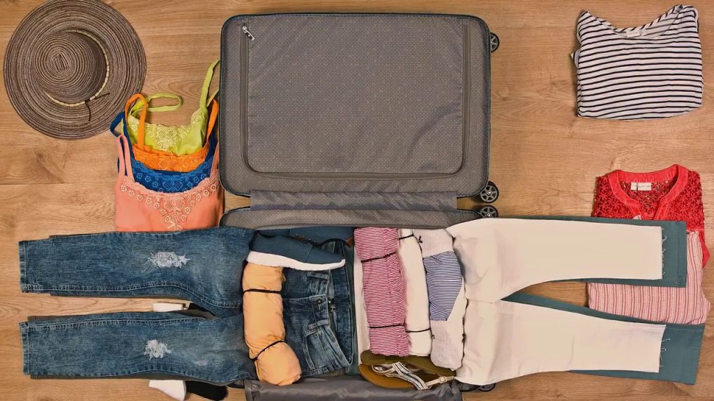 Αυτές είναι τα 7 κόλπα που θα κάνουν την οργάνωση της βαλίτσας σας «παιχνιδάκι»