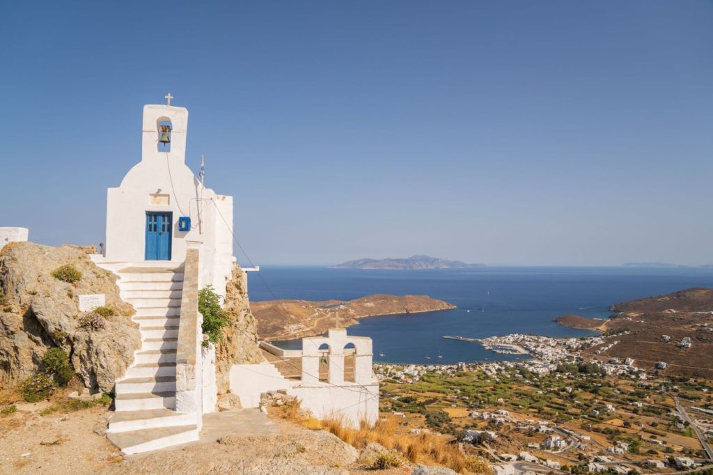 Πάσχα στη Σέριφο για βουτιές στις ωραιότερες παραλίες των Κυκλάδων