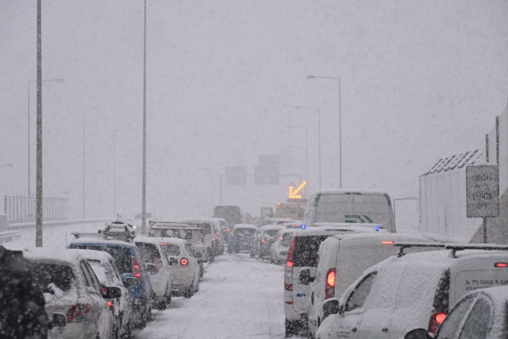 Αττική Οδός: Από τις 12.000 αιτήσεις για αποζημίωση μόνο 3.500 οδηγοί απέδειξαν ότι εγκλωβίστηκαν