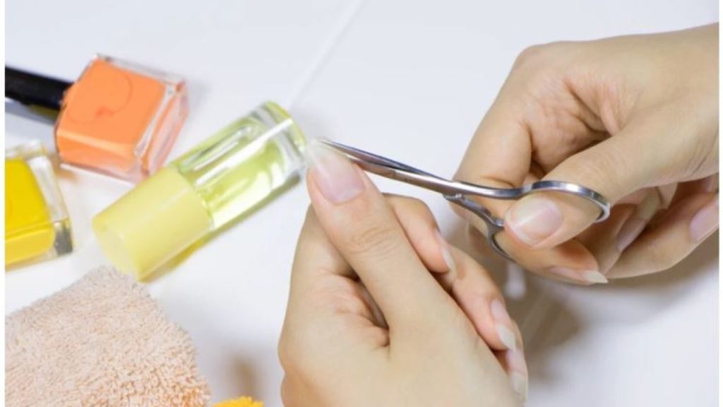 Το γνωρίζατε; – Δείτε πόσο συχνά πρέπει να κόβετε τα νύχια σας