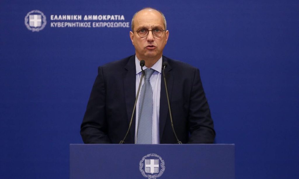 Γ.Οικονόμου για αύξηση κατώτατου μισθού: «Οι εργαζόμενοι κερδίζουν έναν μισθό το χρόνο»