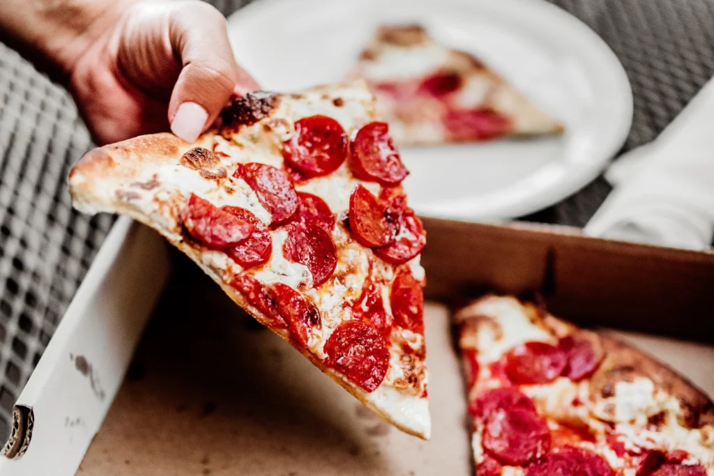 Έχετε αναρωτηθεί; – Γιατί η πίτσα της επόμενης ημέρας έχει πάντα καλύτερη γεύση;