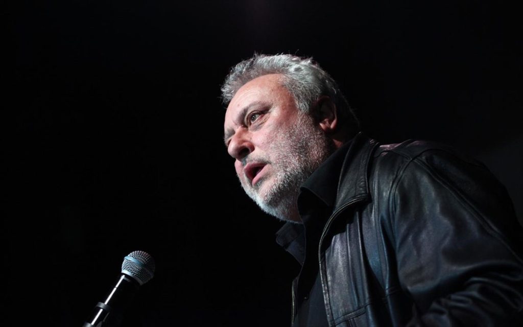 Η φιλοσοφία της κυβέρνησης Μητσοτάκη δια στόματος Γ.Ψαριανού – «Τι μας ενδιαφέρει η ακρίβεια; –  Έχει πόλεμο στην Ουκρανία»