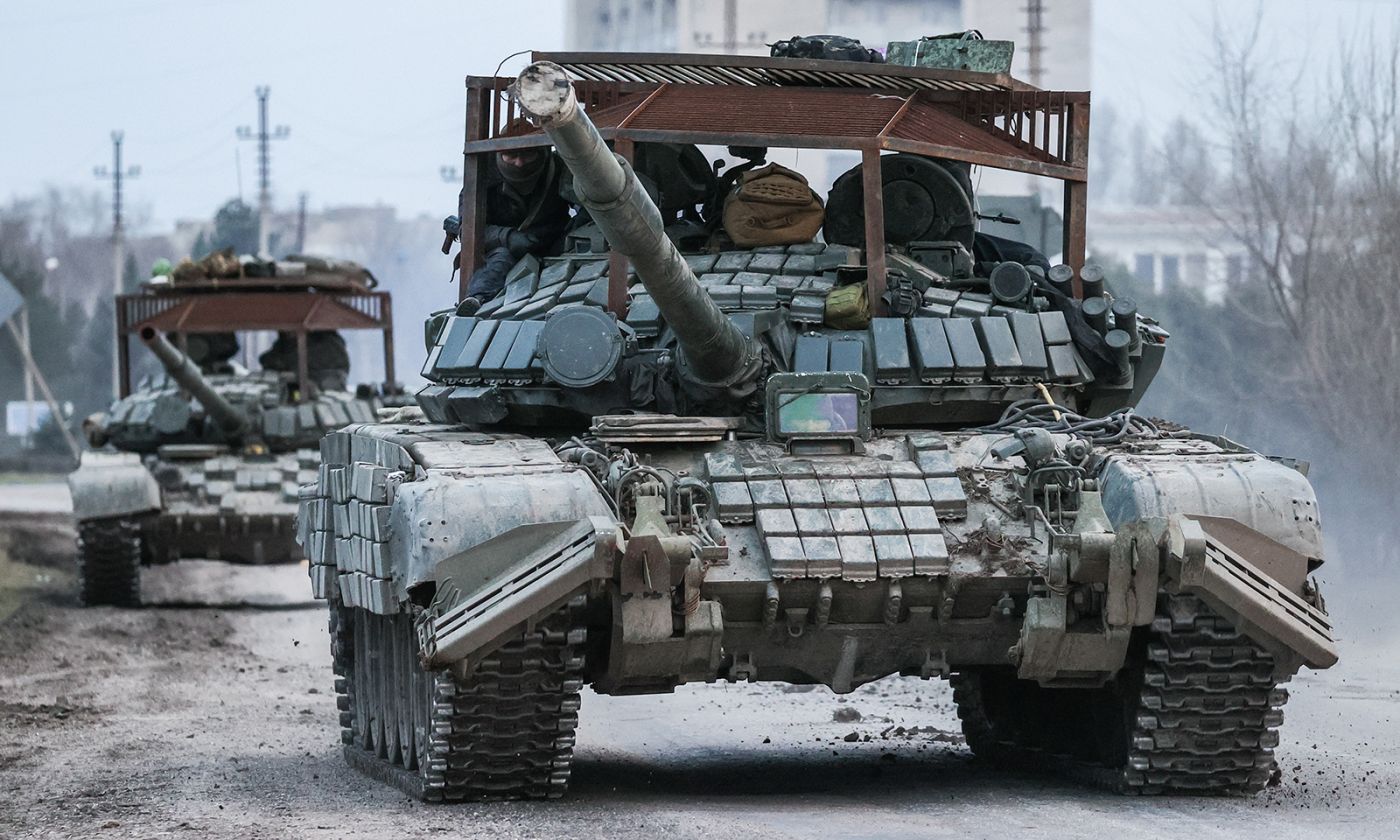 Ρωσικά άρματα πάλι έξω από το Χάρκοβο! –  Κατέλαβαν την μεγαλύτερη αποθήκη όπλων της Αν. Ουκρανίας (βίντεο)