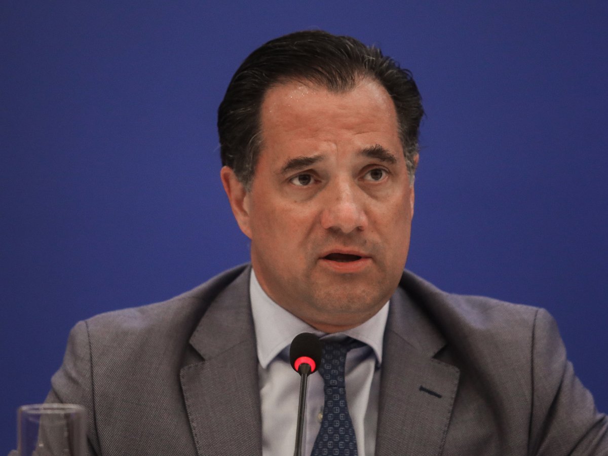 Ο Α.Γεωργιάδης νιώθει… ικανοποιημένος για τις τιμές των καυσίμων: «Έχουν φυσιολογική ροπή»!