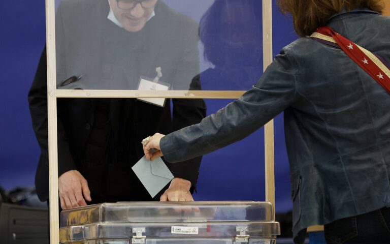 Γαλλικές εκλογές: Εκτιμήσεις για την υψηλότερη αποχή εδώ και μισό αιώνα