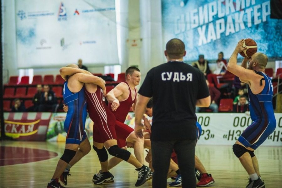 Το παράξενο άθλημα από τη Ρωσία που συνδυάζει μπάσκετ, ράγκμπι και πάλη