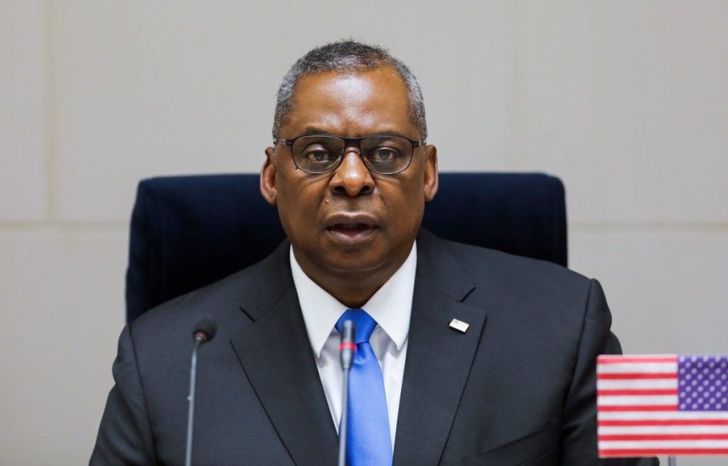 Λ.Όστιν για τους στόχους των ΗΠΑ στην Ουκρανία: «Θέλουμε να δούμε τη Ρωσία»