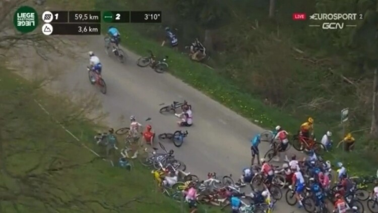 Βέλγιο: Παγκόσμιος πρωταθλητής ποδηλασίας χτύπησε σε δέντρο και κατέληξε στο νοσοκομείο με πολλαπλά τραύματα