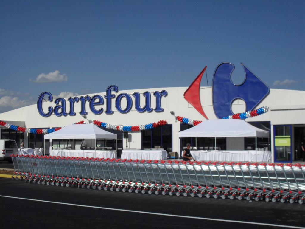 Επιστρέφουν στην Ελλάδα μετά από 10 χρόνια τα σούπερ μάρκετ Carrefour – Θα λειτουργούν χωρίς… ταμίες