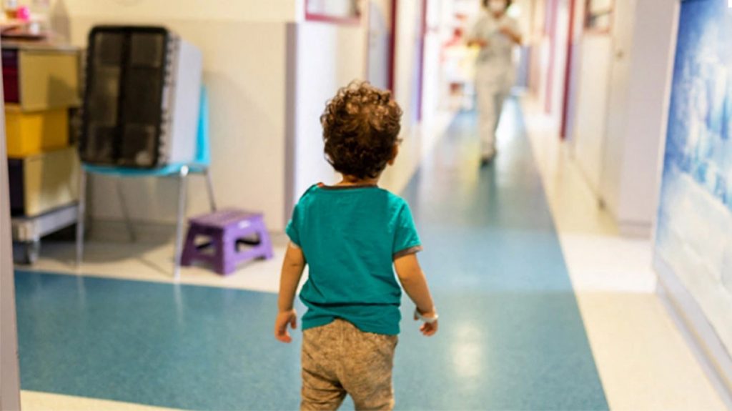 Σε επιφυλακή οι παιδίατροι – «Είναι θανατηφόρος αυτή η ηπατίτιδα»