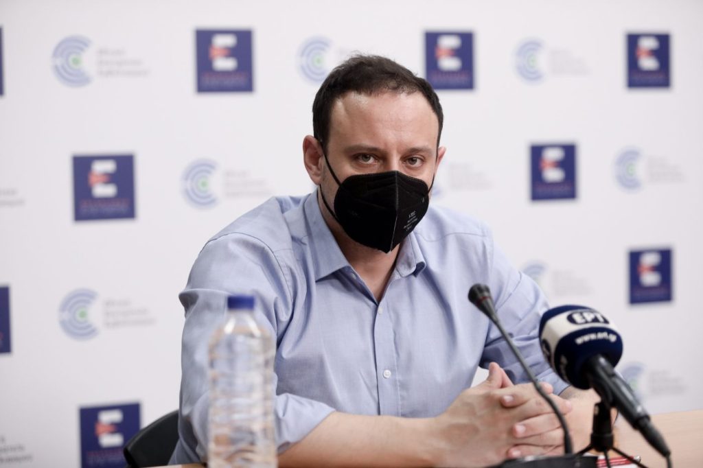 Επικίνδυνοι – Γ.Μαγιορκίνης: «Τα παιδιά να βγάλουν τις μάσκες – Ο ιός της ηπατίτιδας βρίσκεται στην Ελλάδα»