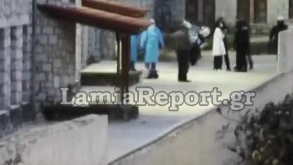 Λαμία: 61χρονος με κορωνοϊό έπεσε στο κενό από το νοσοκομείο