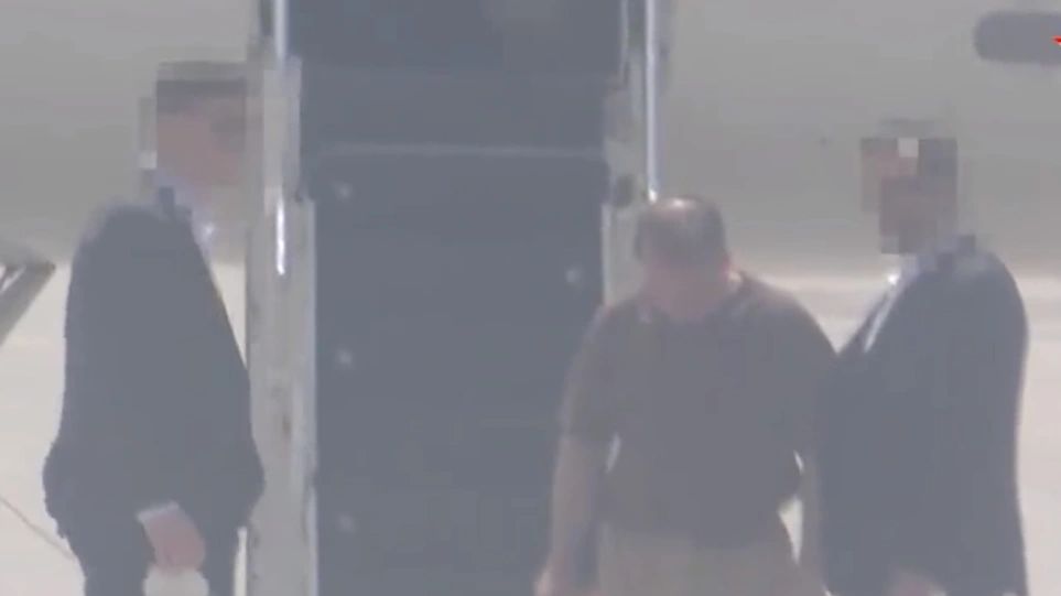 Ανταλλαγή κρατουμένων μεταξύ ΗΠΑ και Ρωσίας σε ψυχροπολεμικό κλίμα (βίντεο) (upd)