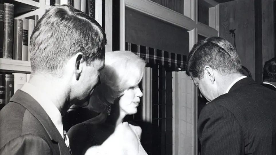 Ντετέκτιβ αποκάλυψε ότι έχει ηχογραφημένο υλικό με την Μέριλιν Μονρόε και τους αδερφούς Κένεντι σε ερωτικές περιπτύξεις