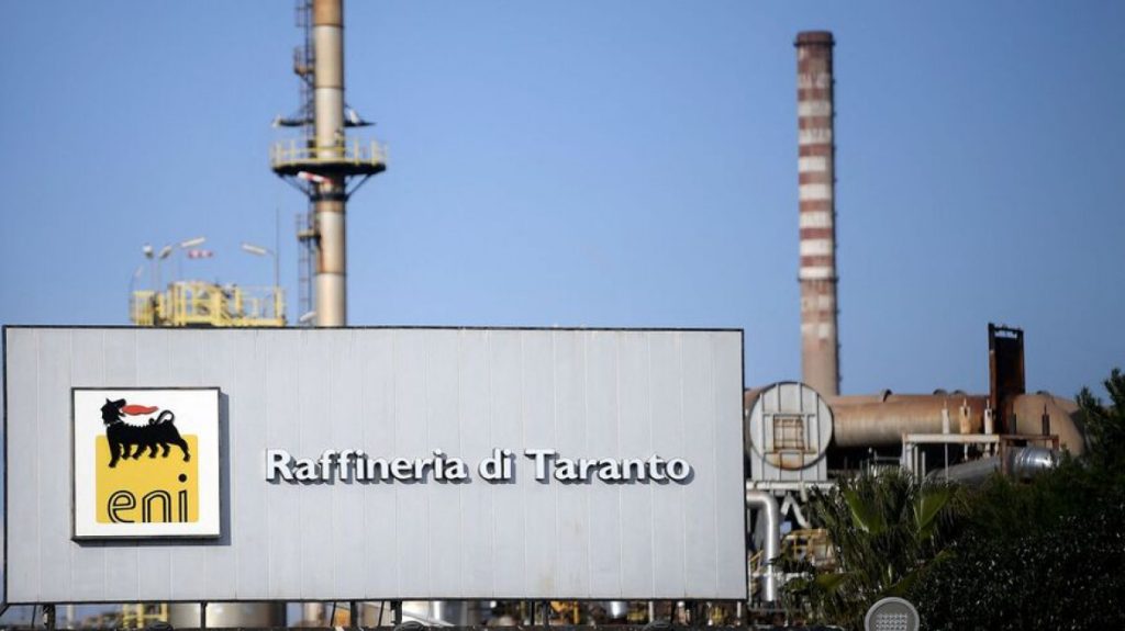 Bloomberg: O ιταλικός ενεργειακός κολοσσός Eni SpA ετοιμάζεται να ανοίξει λογαριασμούς σε ρούβλια
