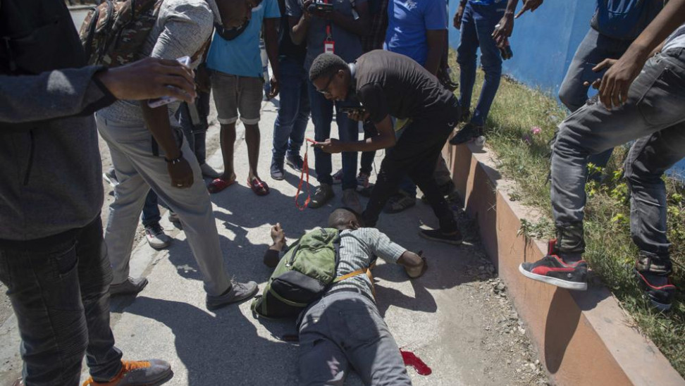 Αϊτή: Τουλάχιστον 18 νεκροί σε συγκρούσεις μεταξύ συμμοριών