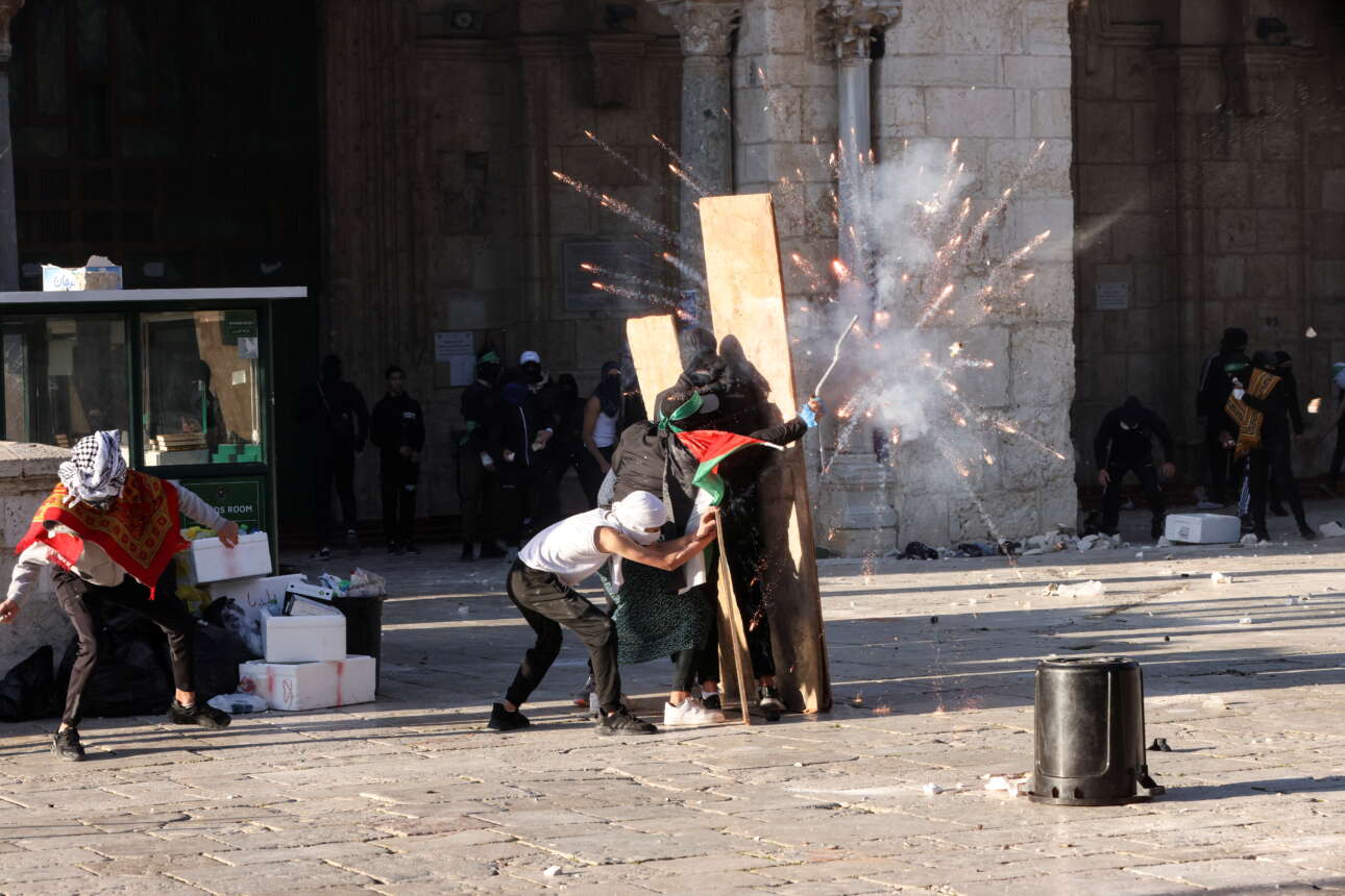 Ιερουσαλήμ: Νέες βίαιες συγκρούσεις Παλαιστινίων – αστυνομίας στο τέμενος Αλ Άκσα
