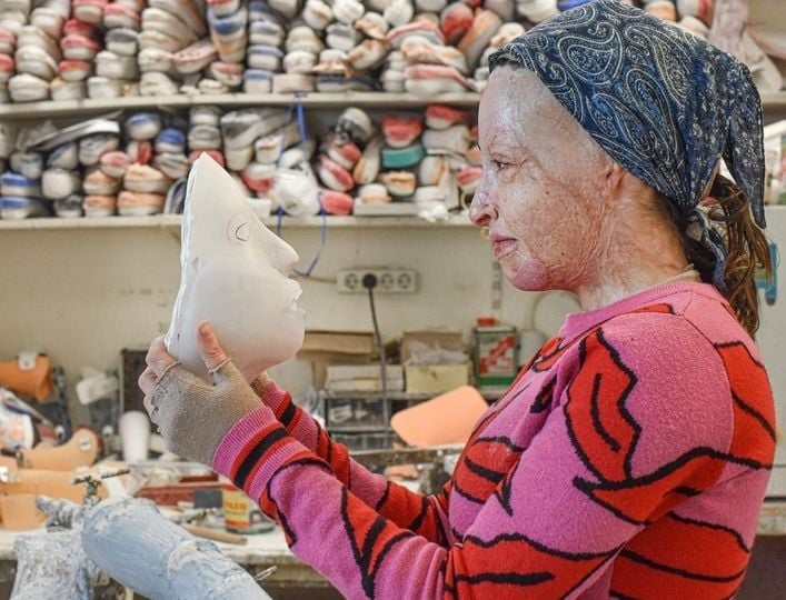 Νέες φωτογραφίες της Ιωάννας Παλιοσπύρου – Η καθημερινότητά της χωρίς τη μάσκα