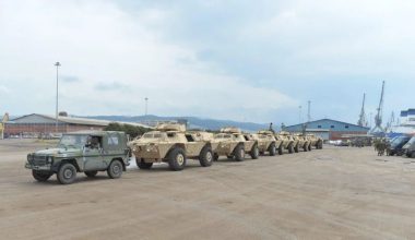 Επιπλέον 130 τεθωρασκιμένα οχήματα Μ-1117 παραλήφθηκαν από τον ΕΣ (φωτό)