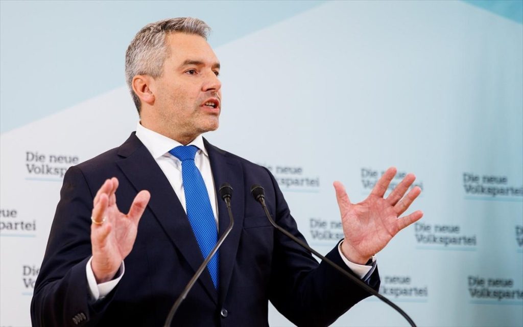 Καγκελάριος Αυστρίας για Ουκρανία: «Αν ο πόλεμος δεν τελειώσει σύντομα, θα γίνει ακόμη μεγαλύτερος»