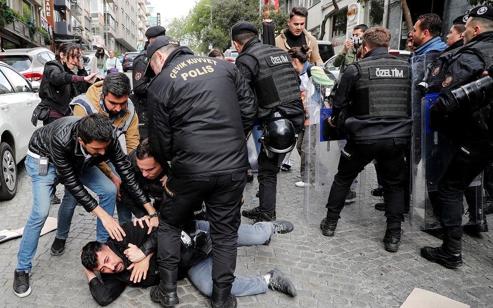 Τουρκία: Δεκάδες άτομα συνελήφθησαν στις διαδηλώσεις της Πρωτομαγιάς