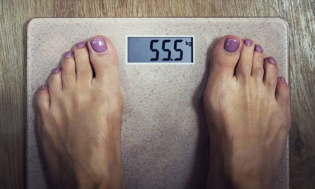 Απώλεια βάρους: Τα 5+1 πράγματα που πρέπει να γνωρίζεις πριν ανέβεις στη ζυγαριά