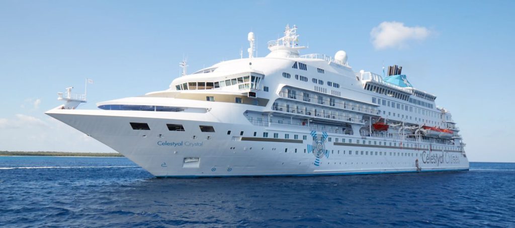 Θεσσαλονίκη: Το κρουαζιερόπλοιο Celestyal Cristal έδεσε και εντυπωσίασε στο λιμάνι της πόλης