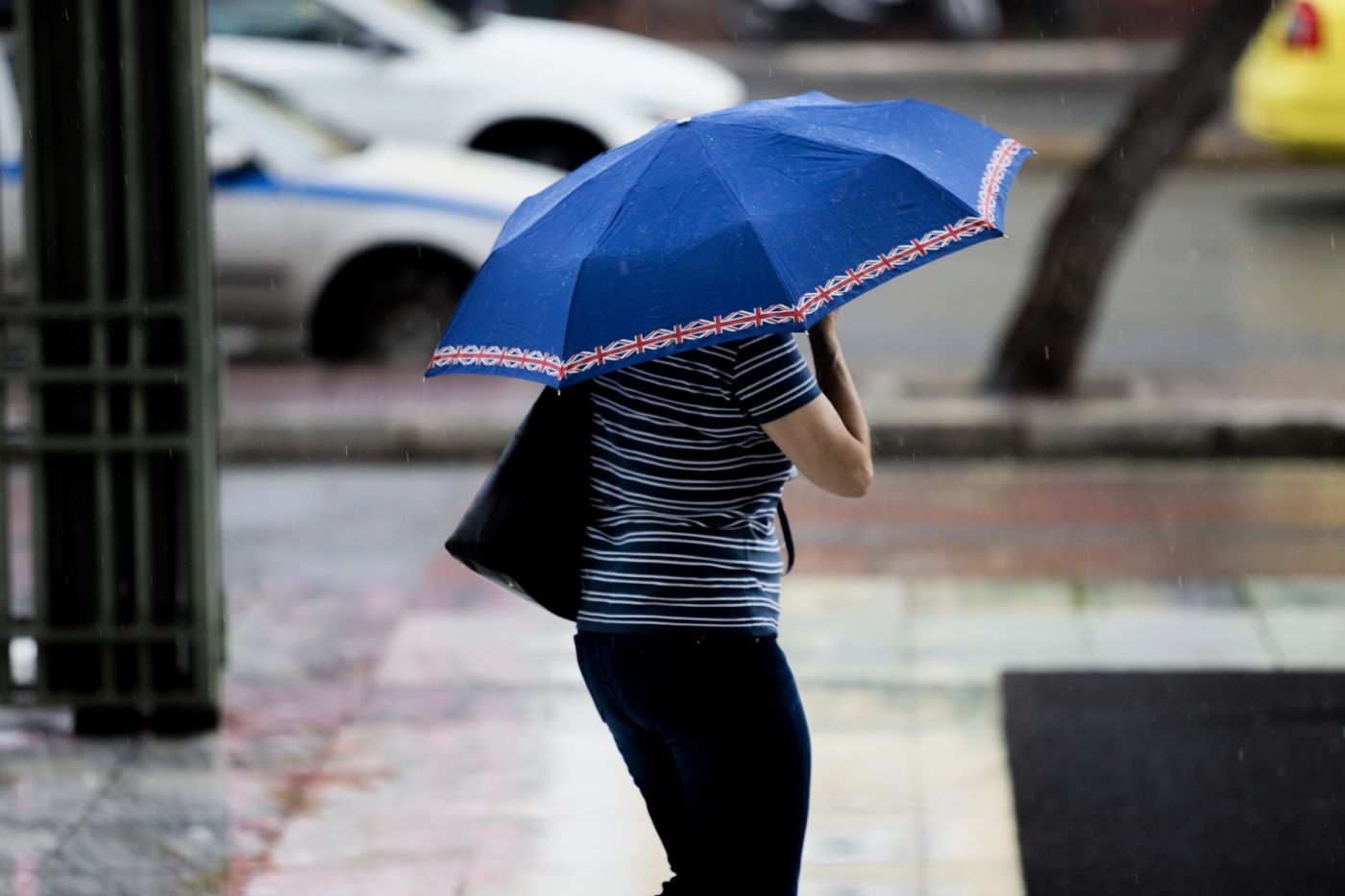 Άστατος ο καιρός αύριο – Με βροχές και σποραδικές καταιγίδες θα «κυλήσει» η μέρα