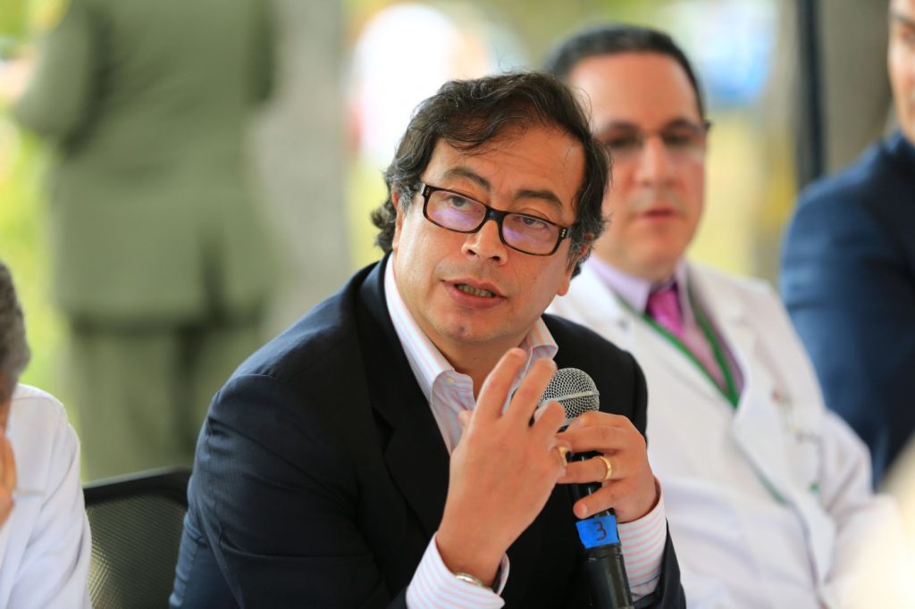 Κολομβία: Το φαβορί των προεδρικών εκλογών ακυρώνει εμφάνιση του υπό τον φόβο απόπειρας δολοφονίας του