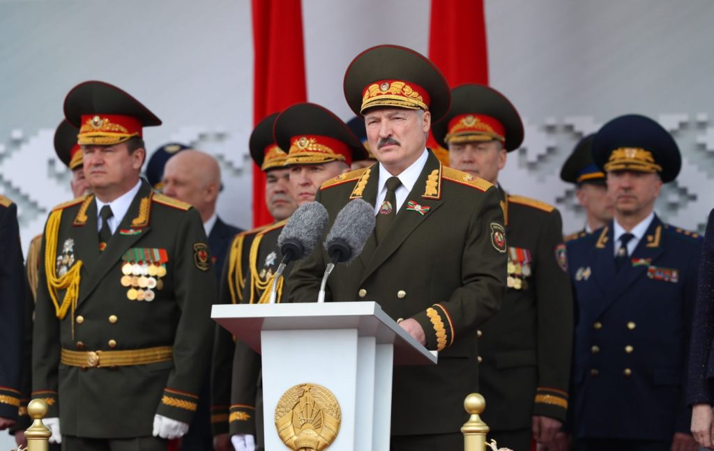 Η Λευκορωσία ανακοίνωσε αιφνιδιαστική διεξαγωγή στρατιωτικών γυμνασίων