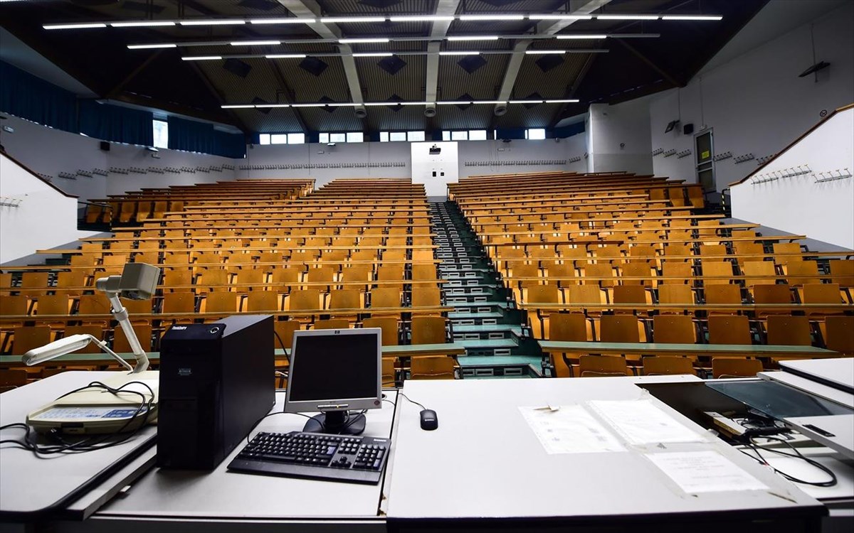 Πανεπιστήμια: Δείτε τι ισχύει για μάσκες, rapid tests και πιστοποιητικά – Τα 4 «SOS» για τα νέα μέτρα