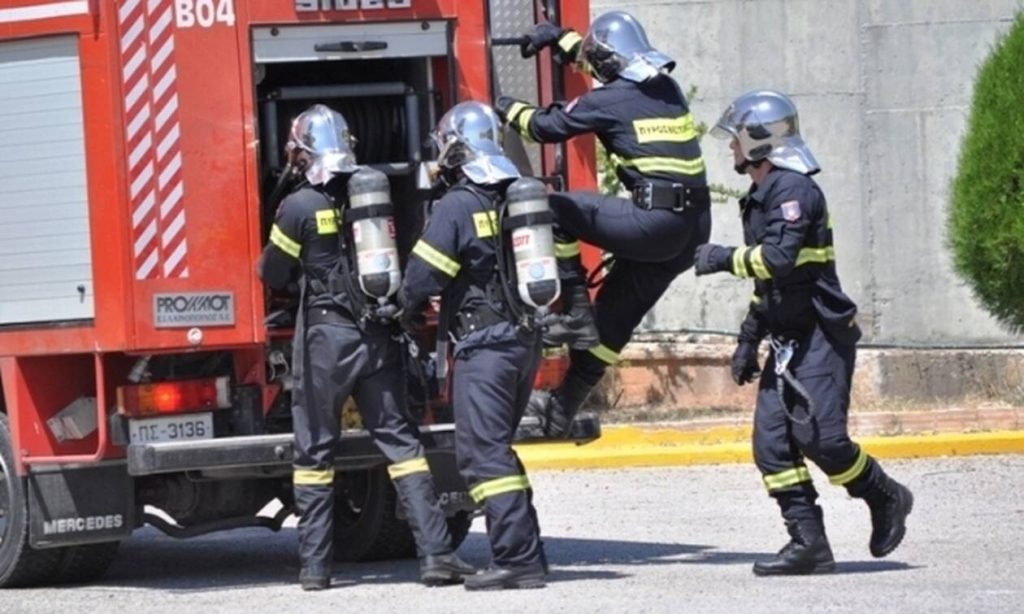 Πυρκαγιά στον Κάλαμο – Κινητοποίησης επίγειων και εναέριων δυνάμεων