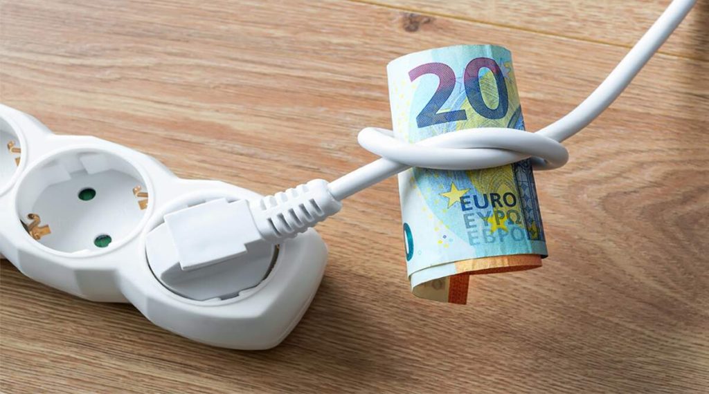 Στην 20η θέση μεταξύ 33 χωρών της Ευρώπης κατατάσσεται η Ελλάδα για την τιμή του ρεύματος