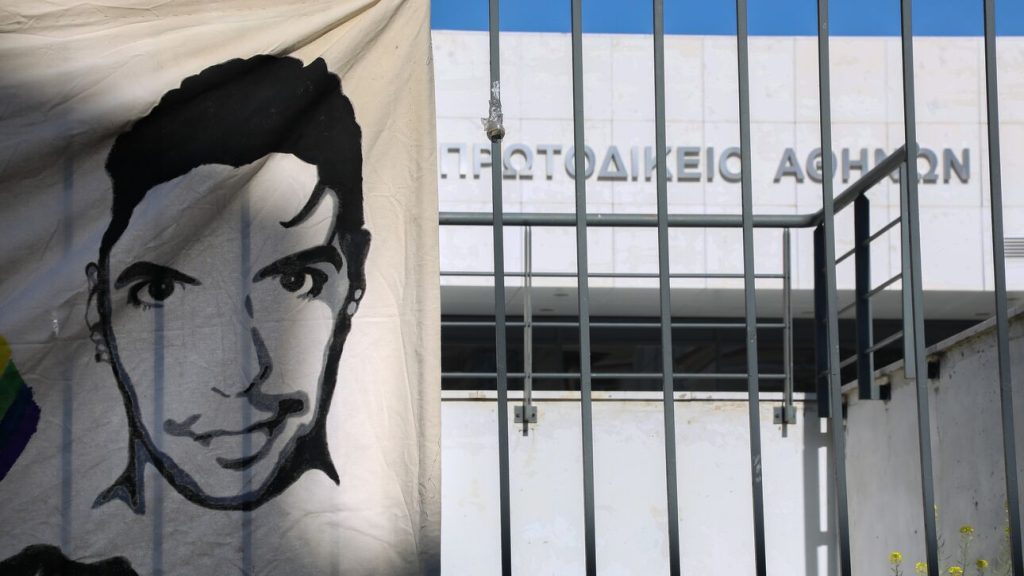 Πάτρα: Επεισόδια σε πορεία διαμαρτυρίας για τον Ζακ Κωστόπουλο