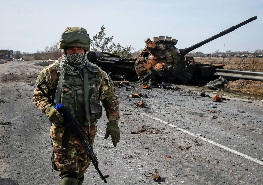 Οι Ουκρανοί θα δικάσουν για εγκλήματα πολέμου έναν 21χρονο Ρώσο στρατιώτη